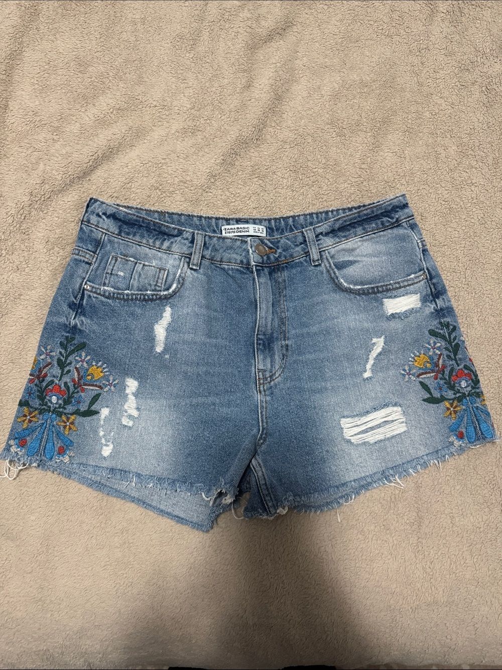 Zara Blue Denim Shorts with Multicolor Floral Embroidery